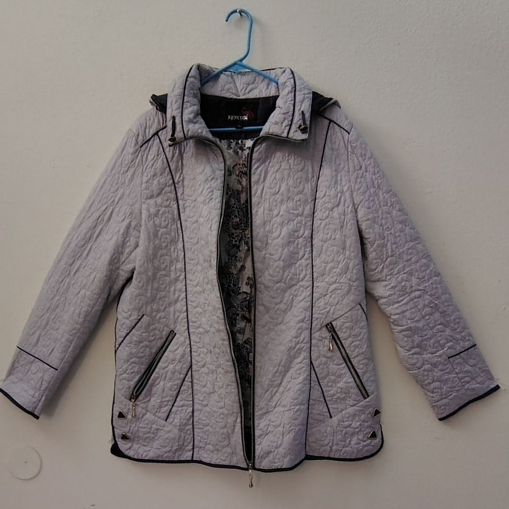 Kenneth Cole Women's Quilted Light Gray Puffer Jacket‎